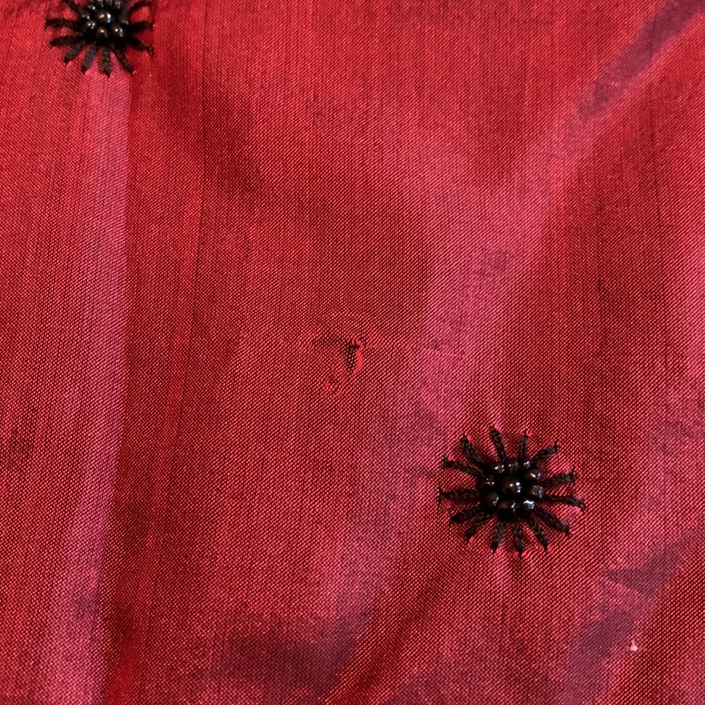 Silk Table Runner - Picture 8 of 8